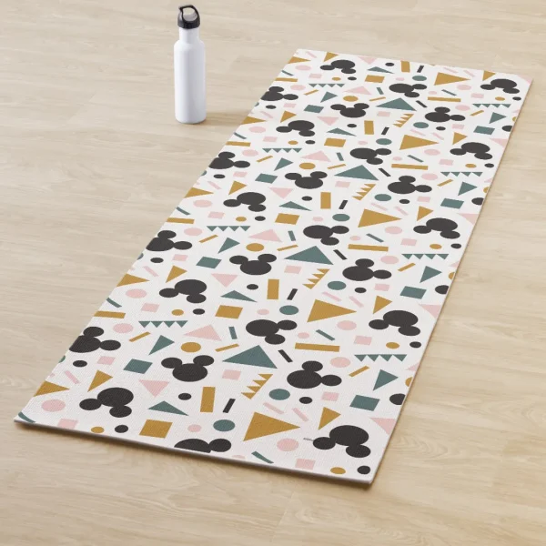 Retro-Geometric-Mickey-Mouse-Logo-Pattern-Yoga-Mat02